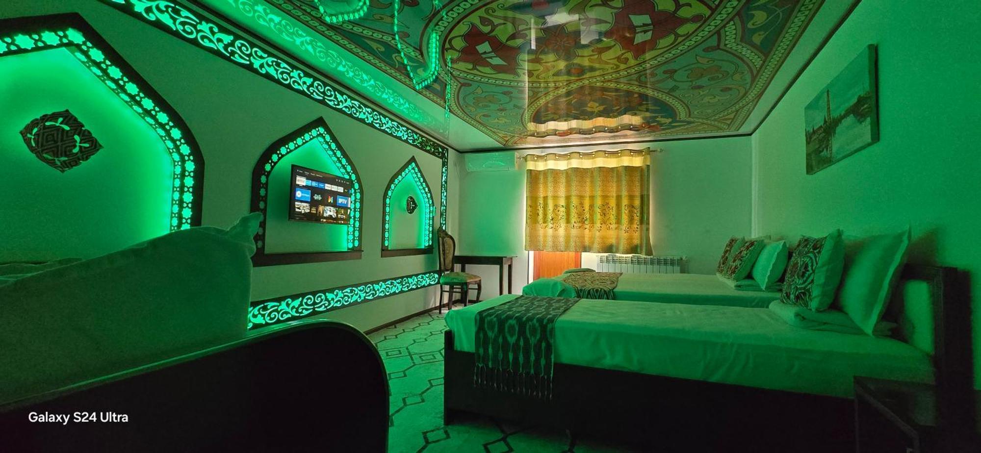 Khiva Tosh Darvoza & Trip Service Екстер'єр фото